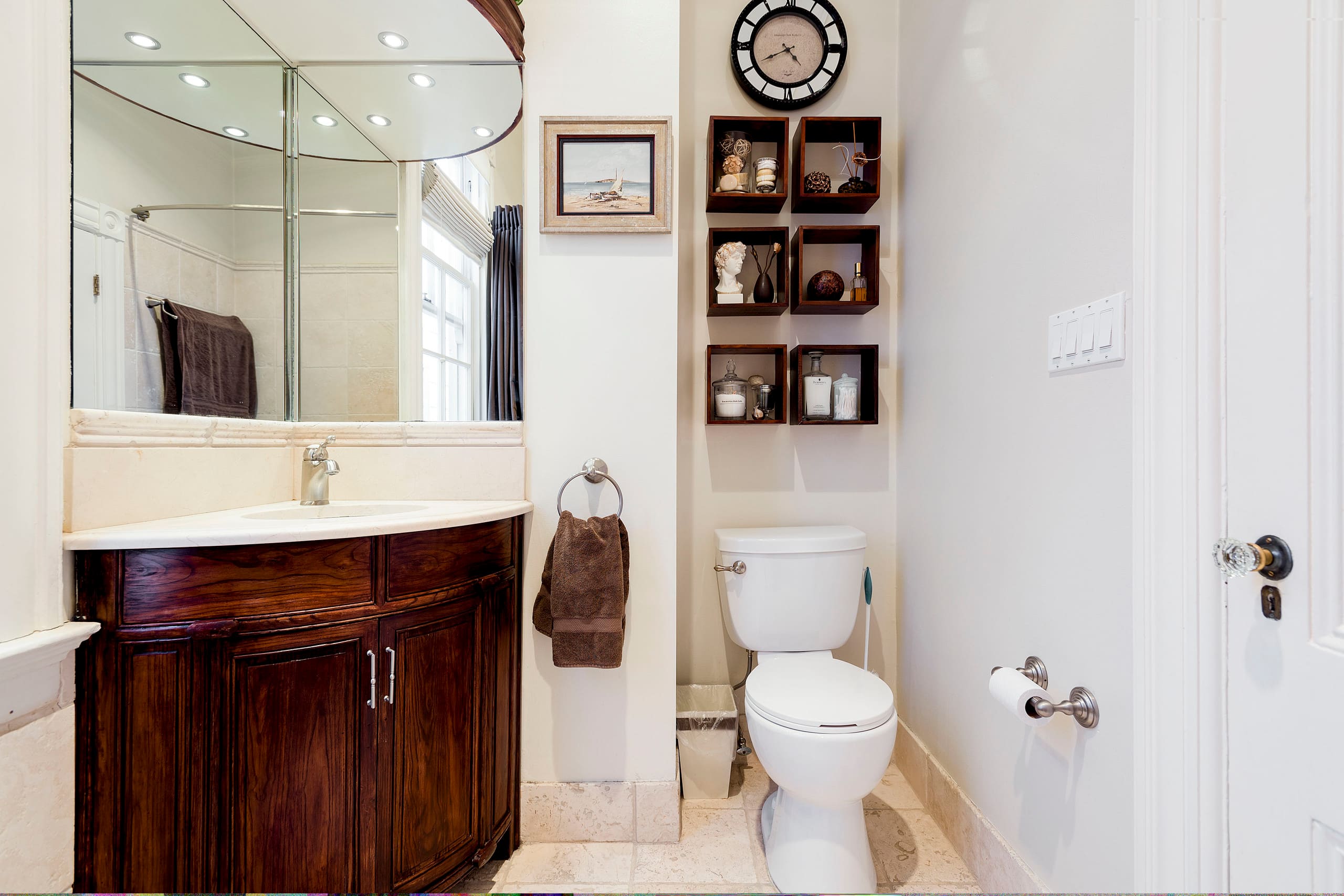 Home in San Francisco · ★4.85 · 4 bedrooms · 4 beds · 2 baths - Image 35