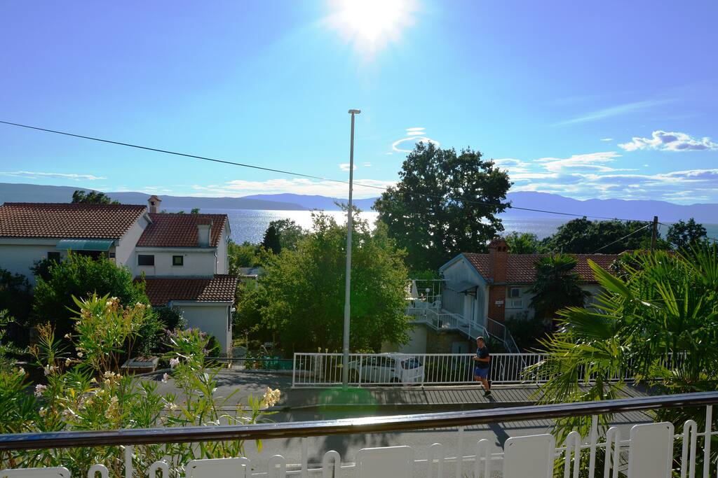 pogled na more