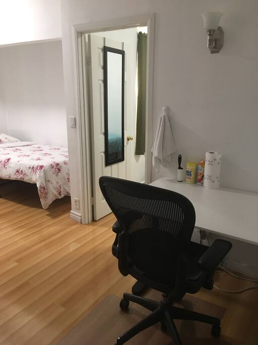 Small desk for your surfing needs