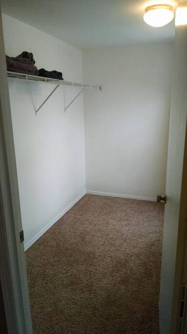 Walk in closet