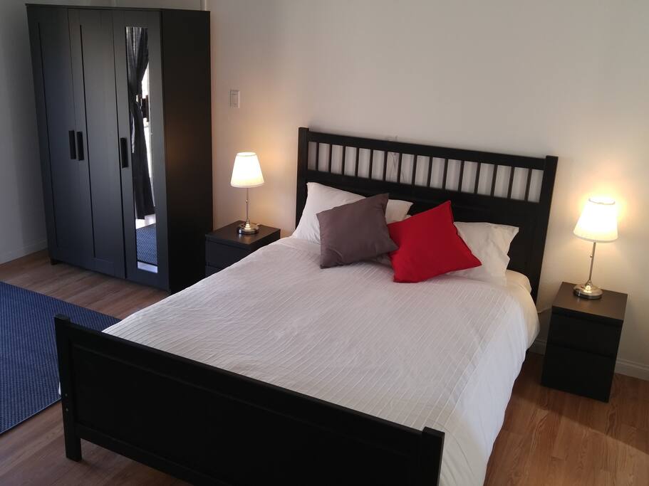 Queen bed and big closet for your clothes