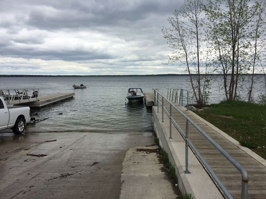 Innisfil Boat Launch Out