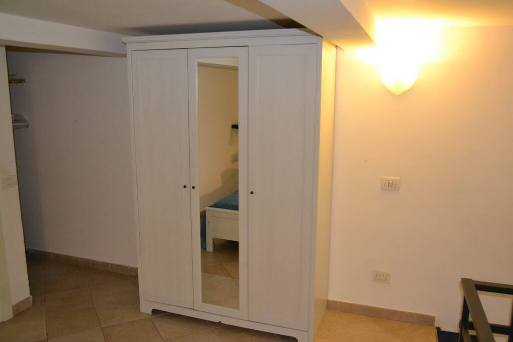 armadio zona letto