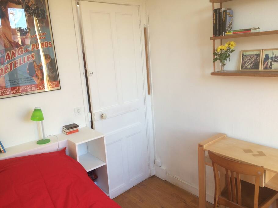 Chambre, vue bureau