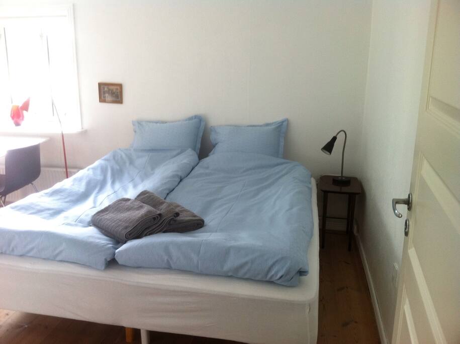 Your room where the bed has Danish design bedsheets : Georg Jensen design