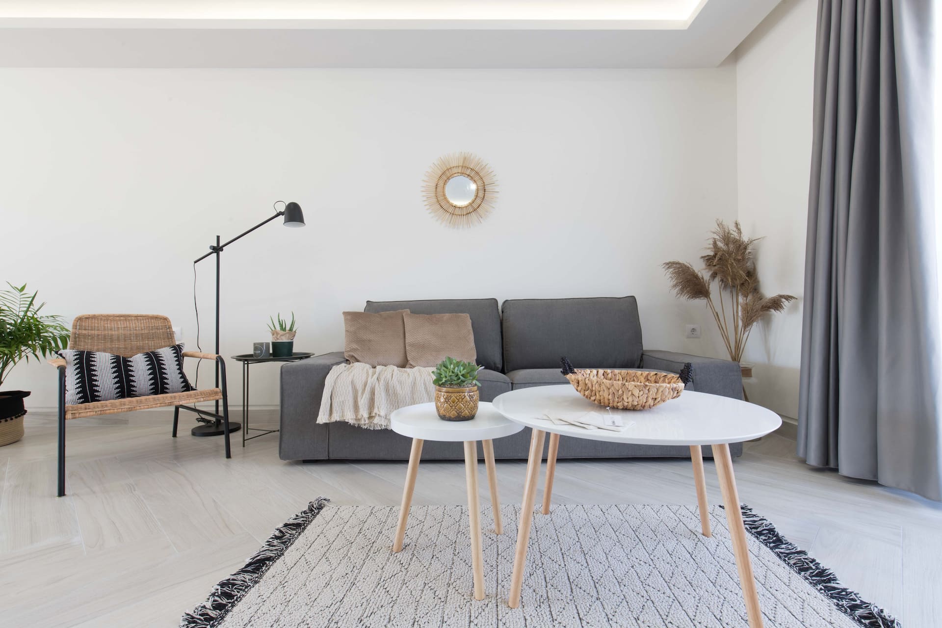 Estia Apartment 03 - 5 min walk from the beach
