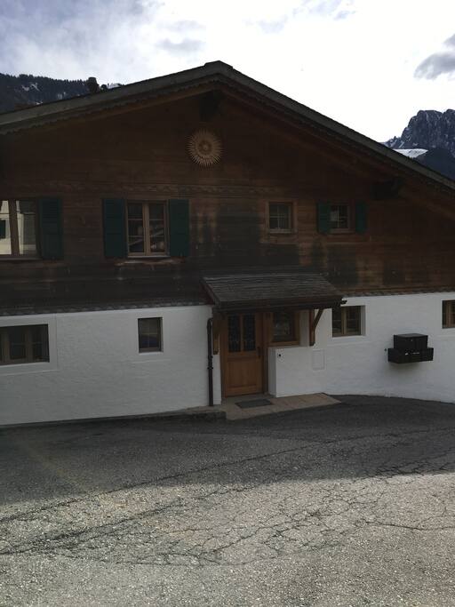 Entrée Nord pour accès à ce studio