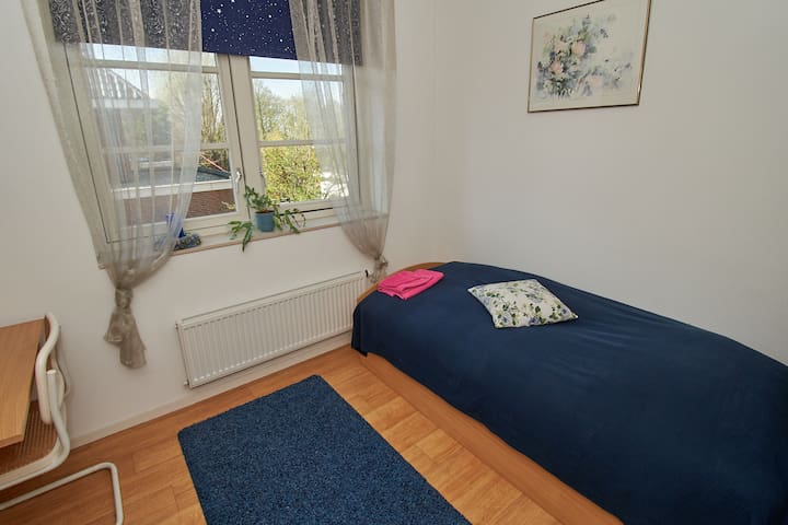 Gezellige kamer in dorpsvilla (max. 1 pers)