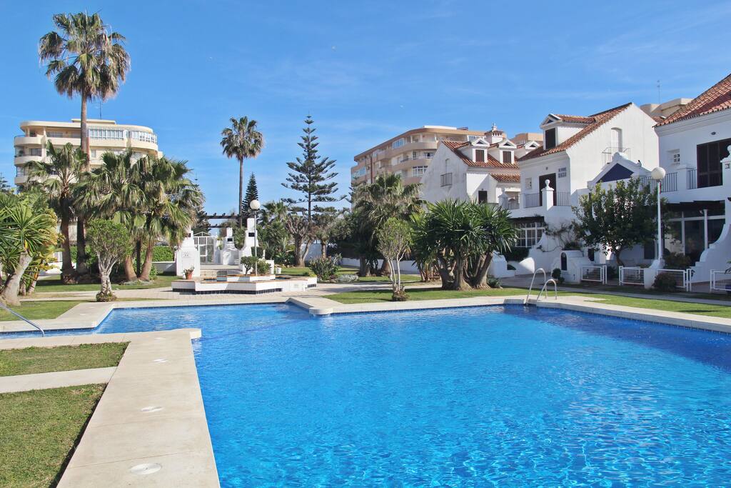 Piscina comunitaria