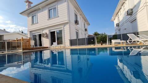 döşemealtında ultra lüx havuzlu villa