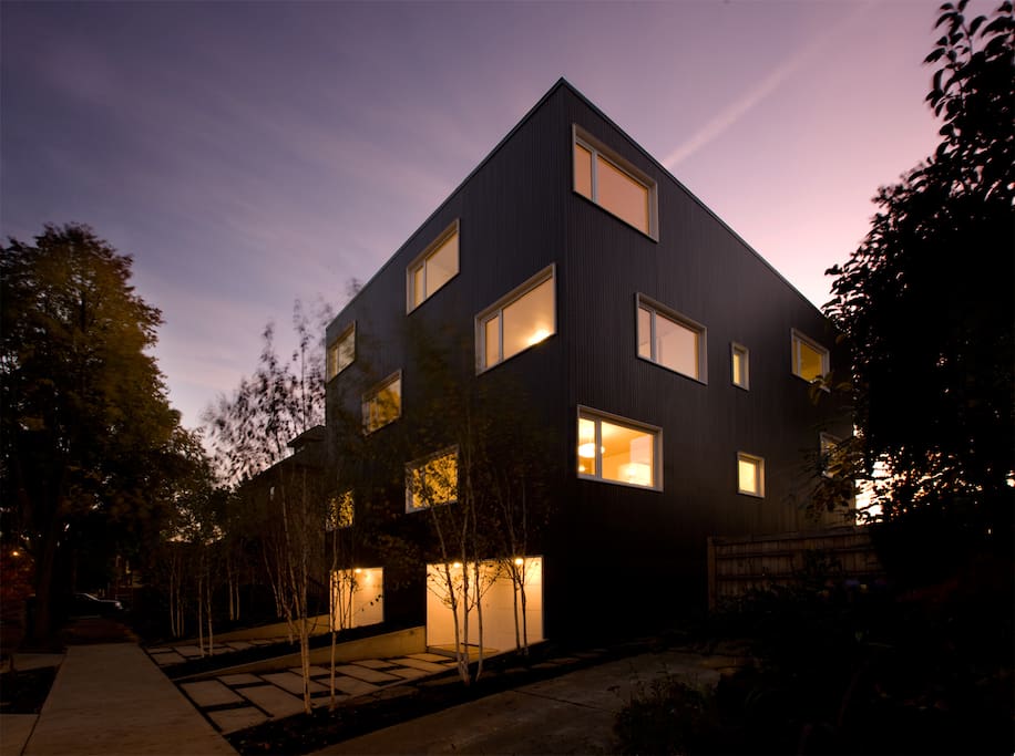 American Institute of Architecture Award Winning Z-Haus by Waechter Architecture