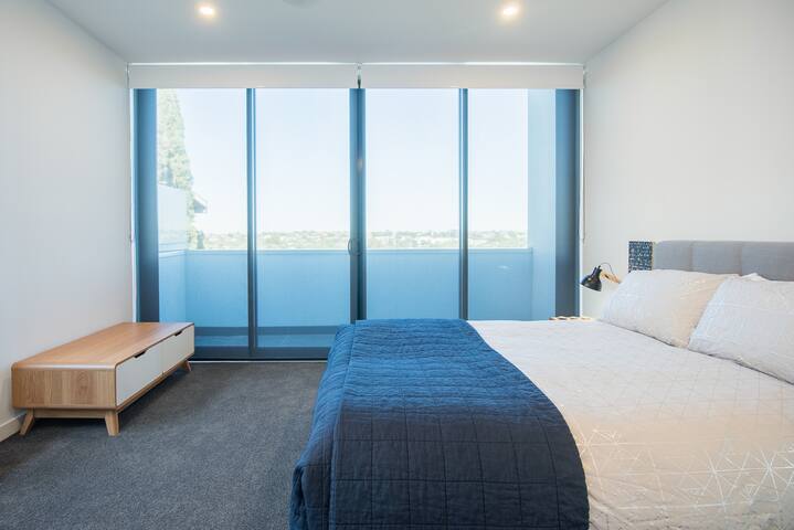 Take In Sweeping Views from a House on the Hill gallery image 4