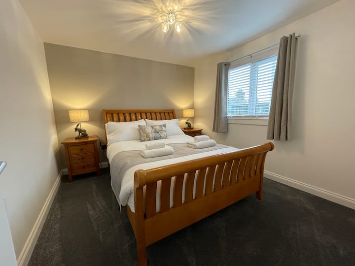 Დიდი საძინებელი - ქუჩის ხედი