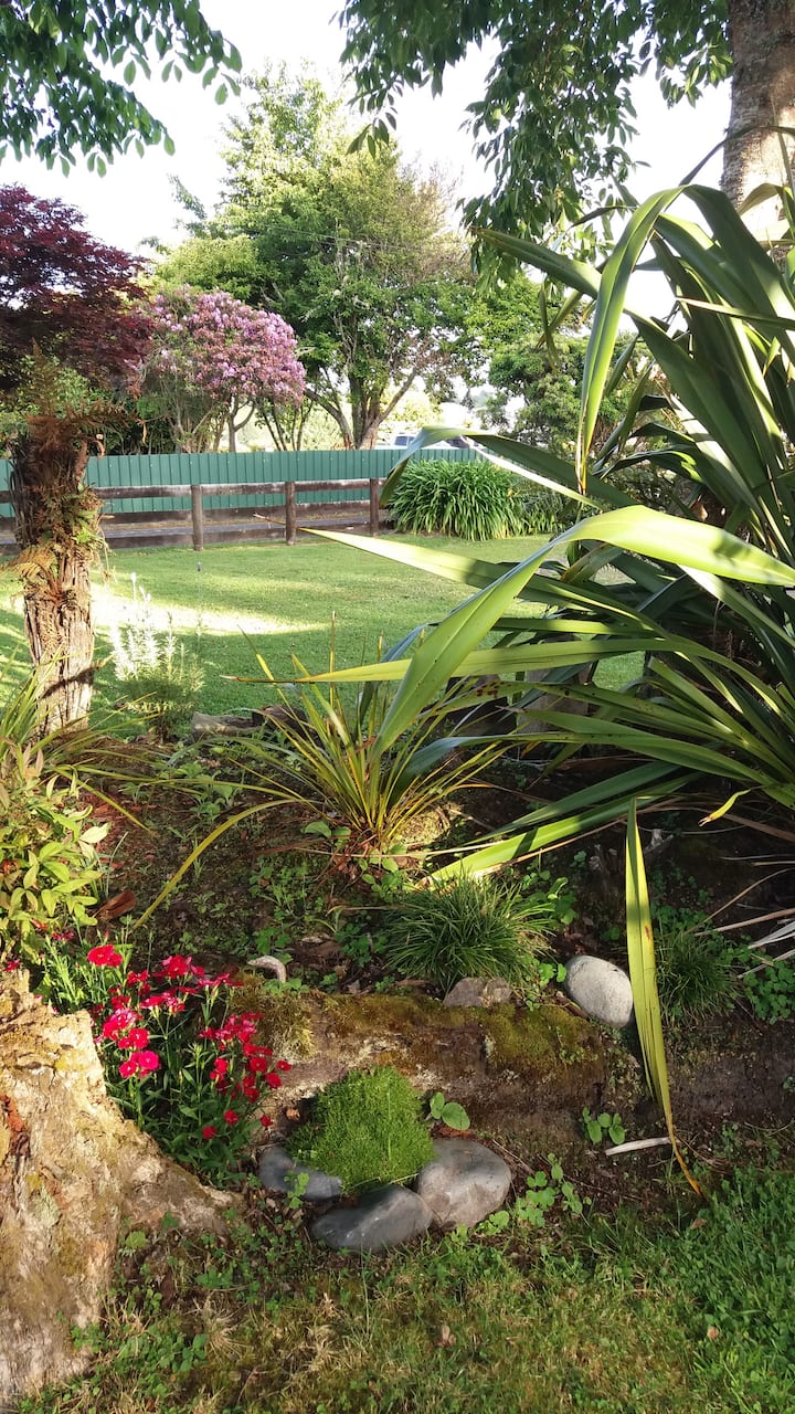 Cozy Blackfoot Lodge Guest suites for Rent in Taumarunui, Manawatu