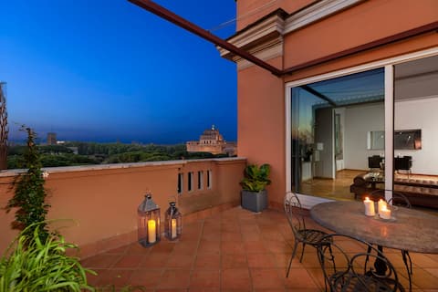 Top Floor Terrace Apartment