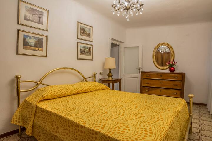 Ննջասենյակ 1