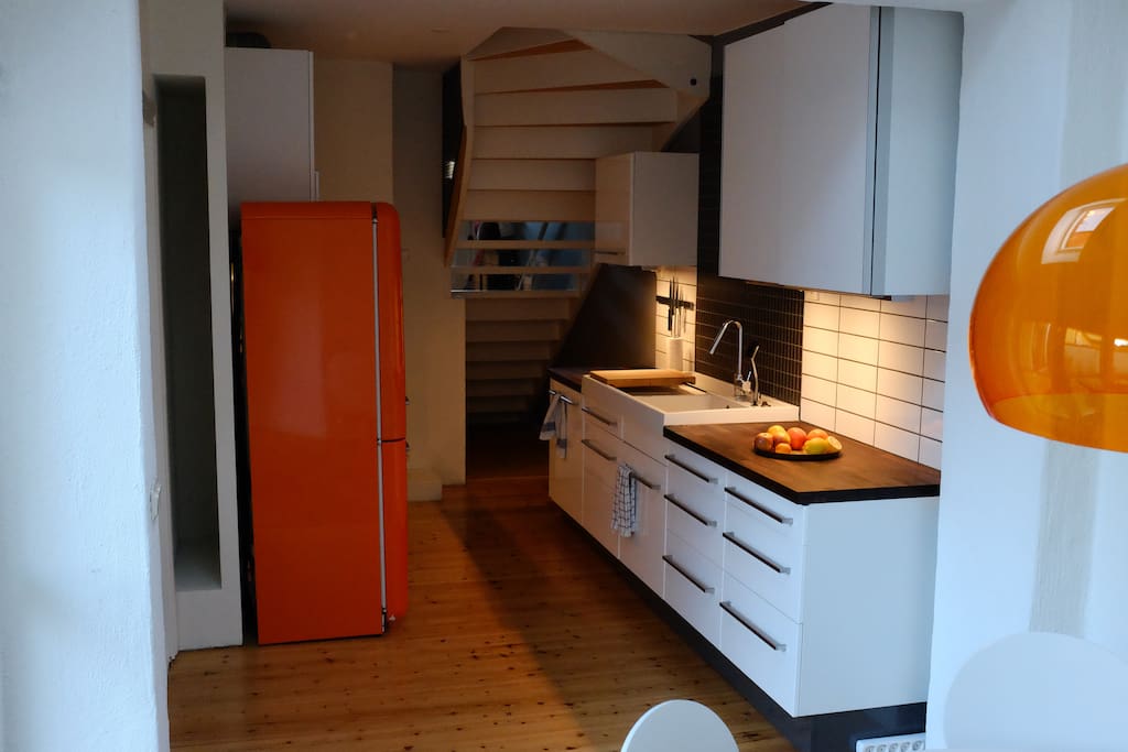 Kitchen with table for four