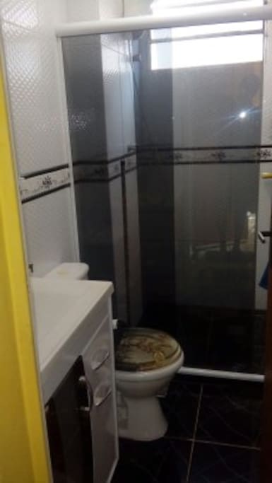 Banheiro compartilhado