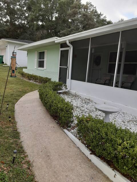 Entire 2 bedroom home w/1 car garage in Inverness