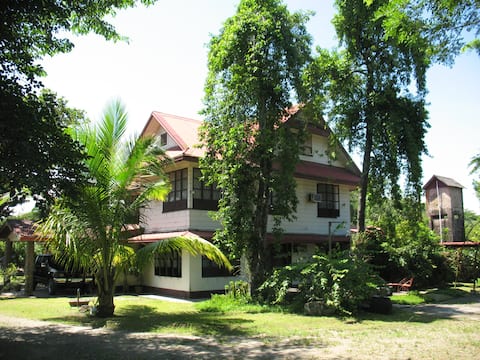 Oming's Ancestral Sugarcane Plantation Home