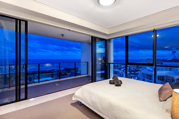 Main King Bedroom