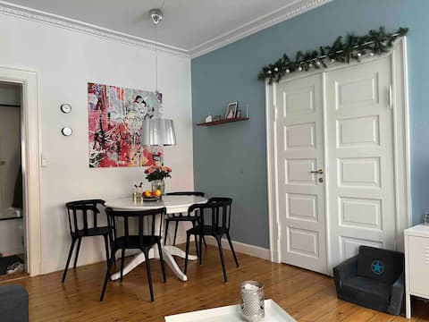 Do you want to stay in the heart of Søborg in beautiful surroundings?