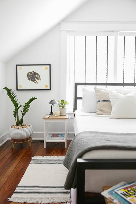 Queen size memory foam mattress