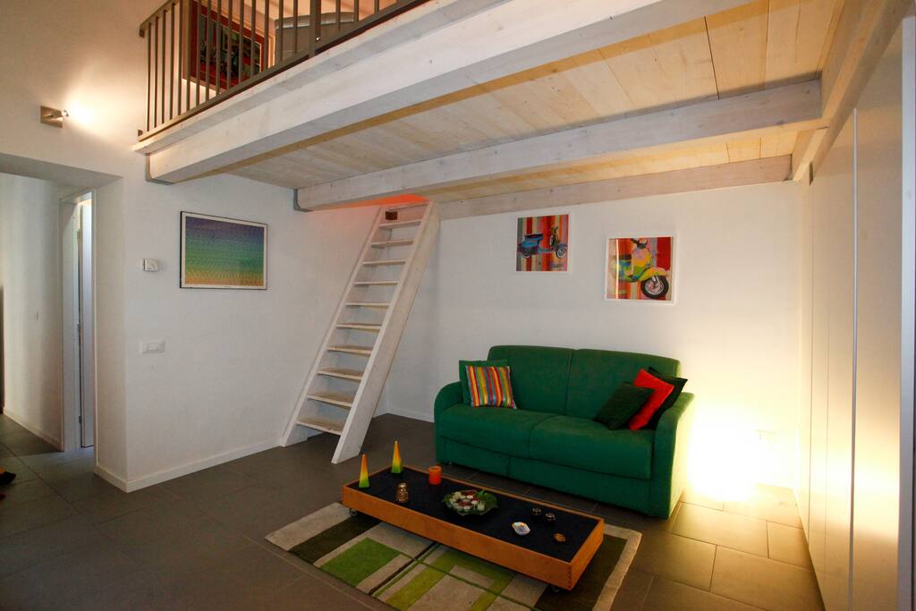 Sala con divano letto