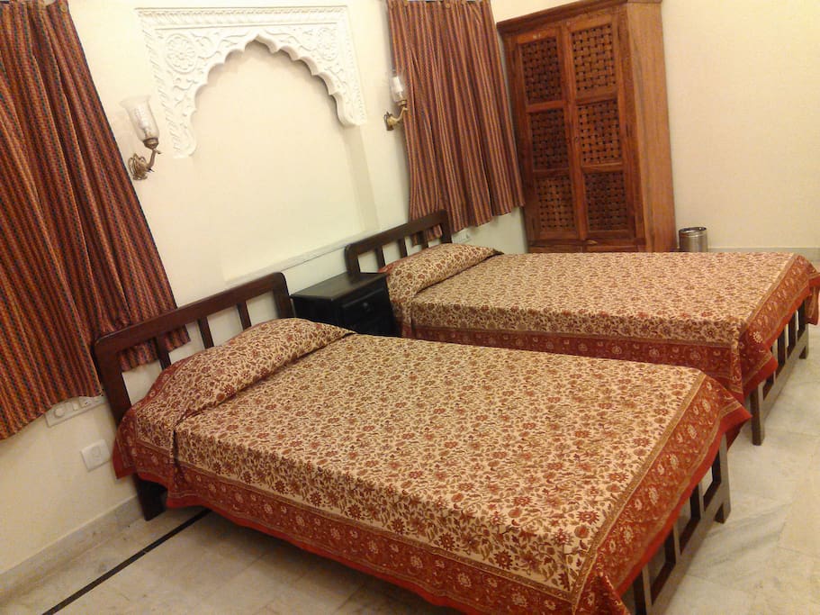 Deluxe Room Pic 2