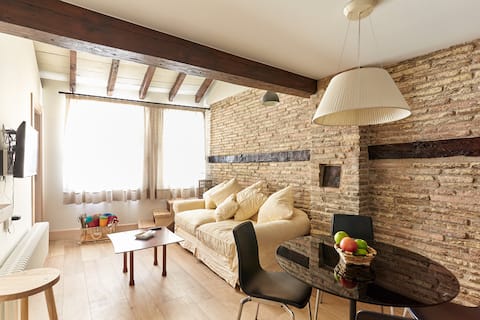 Top Airbnb: ATICO EN ESTAFETA en Pamplona/Iruña