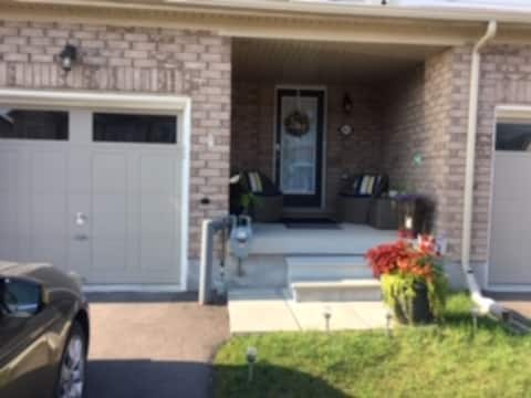 Bright and cozy private room