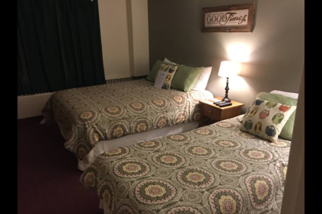 Room 6 sleeps 3