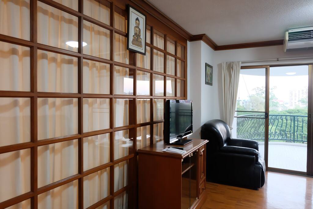 Lanna Woodworks