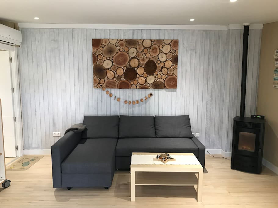 Salón con sofá-cama