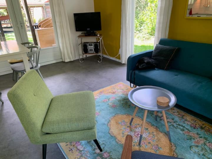 Heerlijke Rietgedekte Vakantiewoning In Giethoorn - ギートホールン
