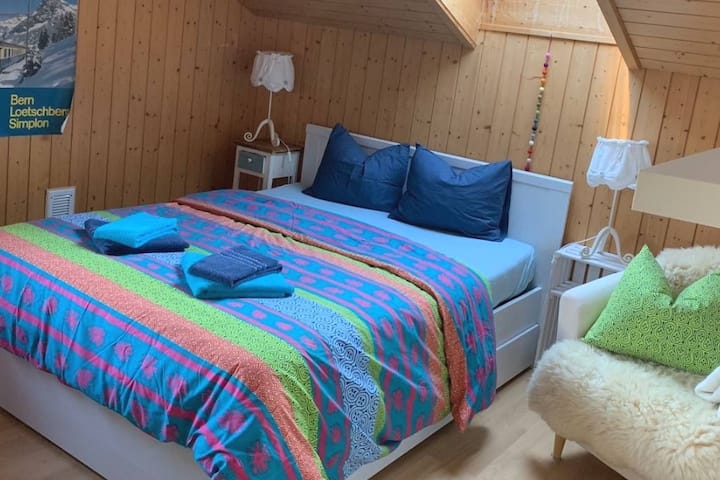 Chumba cha kulala kilicho na mtazamo wa Eiger , Mönch na Jungfrau