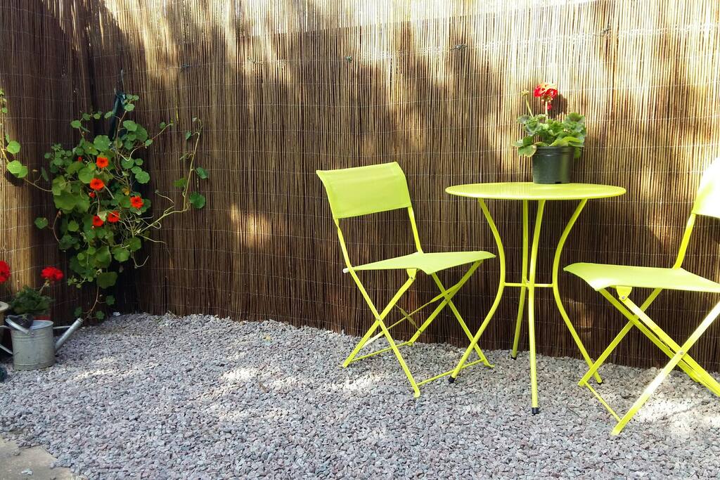 A nice spot to eat and enjoy the garden