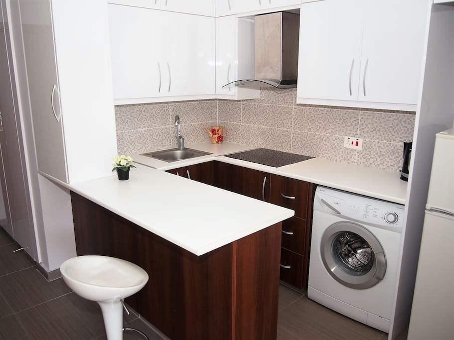 Fully equipped kitchen