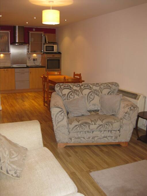 Living room/Kitchen.