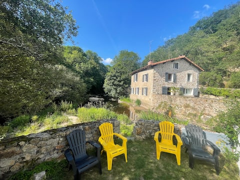 Moulin de Corot House