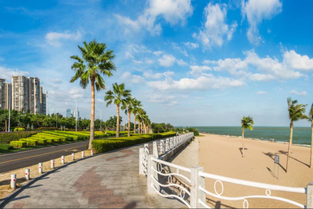 房子外景海滩