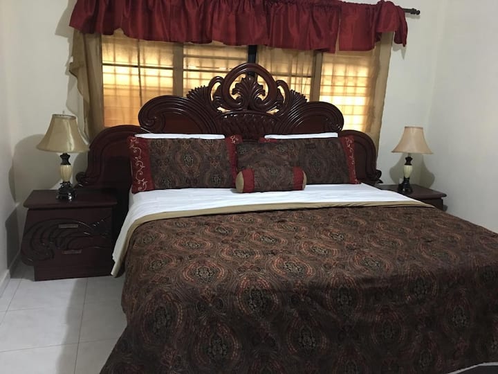 1-ლი საძინებელი