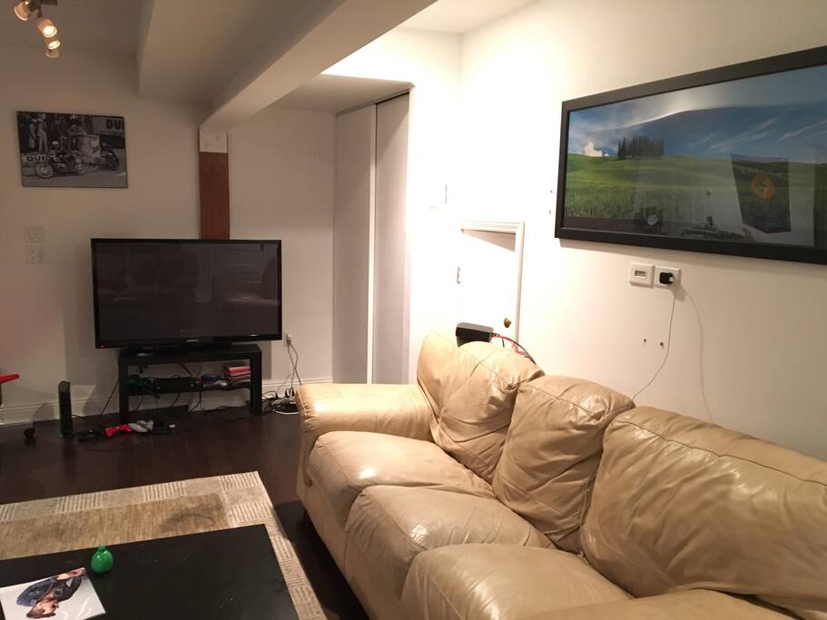 Flat screen & Couch