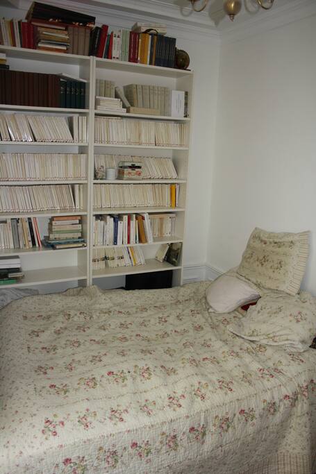 Adult room