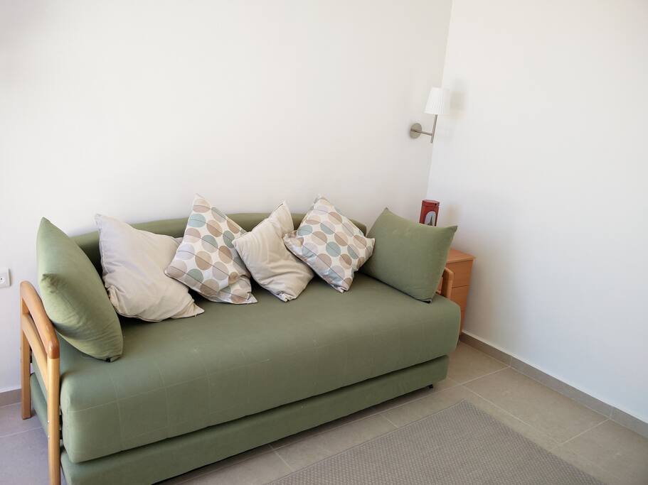 Sofa / Bed (2 separated beds)