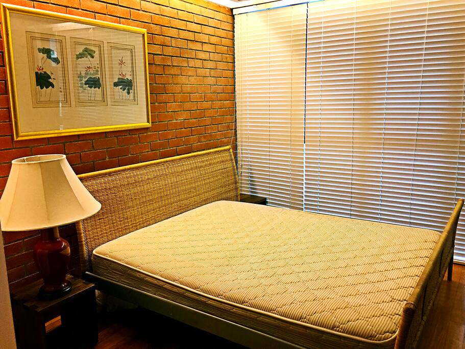 A queen size cozy bed for you ~ New bedsheets and covers for you~