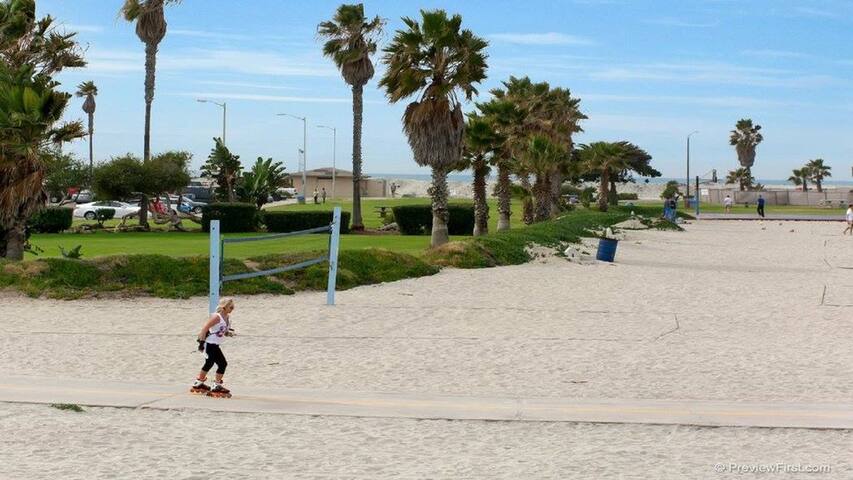 Beach House, South Mission Beach, San Diego, CA gallery image 4