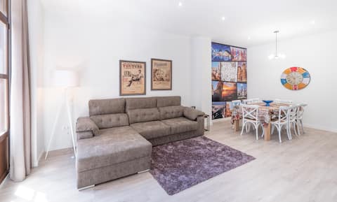 Anuncio de Airbnb popular: Bright and Modern Apartment near the Beach en Poblats Marítims