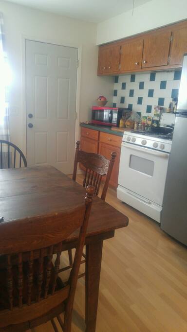 Kitchen with eat in table