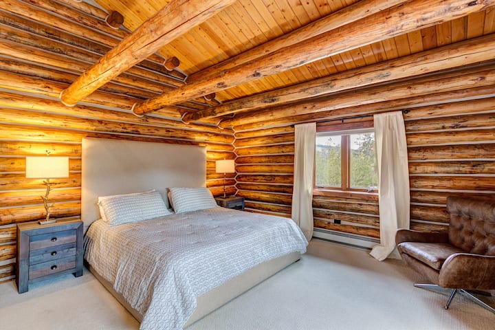 ห้องนอนใหญ่ - ชั้น 3